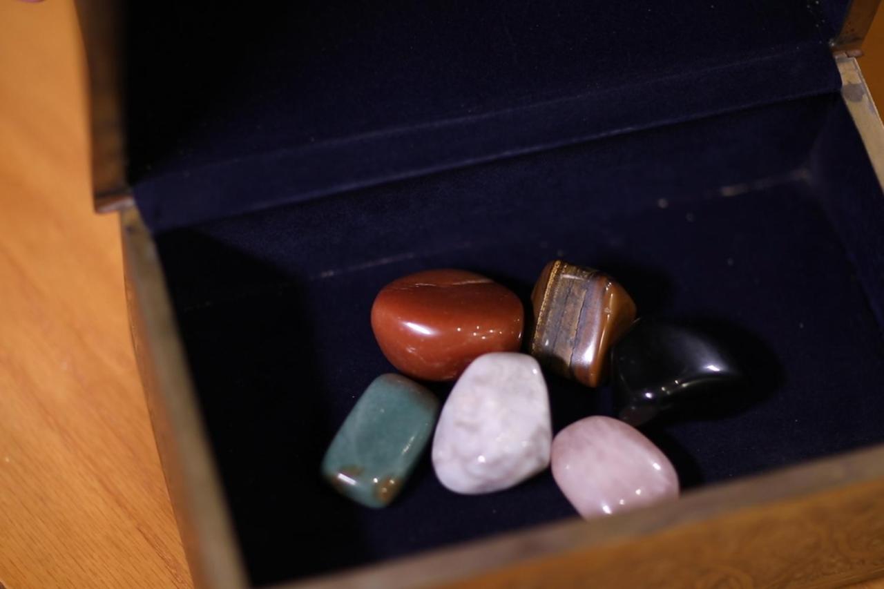 Benben By Dhara Hotels - Adults Only 아스완 외부 사진 Tumbled gemstones