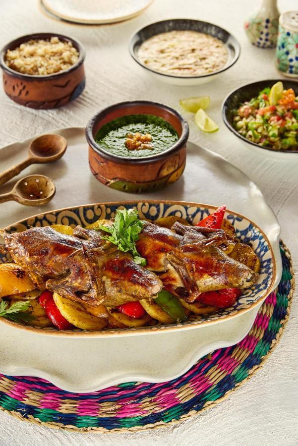 Benben By Dhara Hotels - Adults Only 아스완 외부 사진 Shawarma